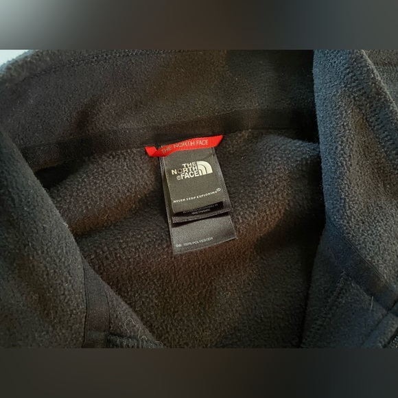 Athletic Fleece By North Face - Picture 6 of 7